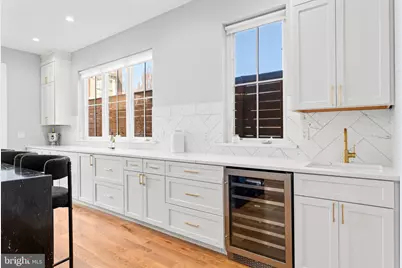 1519 Wallace Street, Philadelphia, PA 19130 - Photo 12