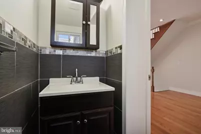 2045 Morris Street, Philadelphia, PA 19145 - Photo 6
