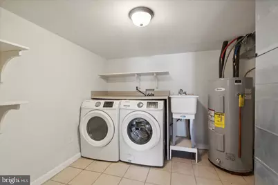 2045 Morris Street, Philadelphia, PA 19145 - Photo 14