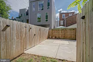 1109 Earl St, Philadelphia, PA 19125 - Photo 20