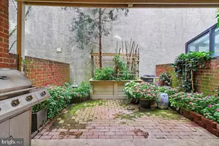 642 Fitzwater St, Philadelphia, PA 19147 - Photo 38