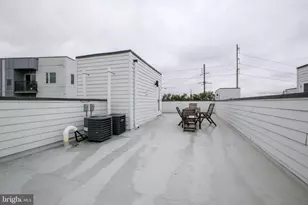 2527 Graduate Square, Philadelphia, PA 19146 - Photo 36