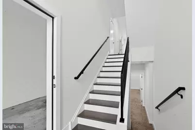 2527 Graduate Square, Philadelphia, PA 19146 - Photo 2