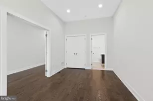 2527 Graduate Square, Philadelphia, PA 19146 - Photo 6