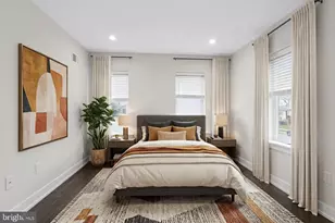2527 Graduate Square, Philadelphia, PA 19146 - Photo 2