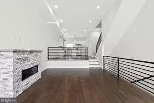 2527 Graduate Square, Philadelphia, PA 19146 - Photo 16