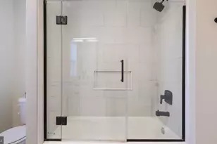 407 W Jefferson St, Philadelphia, PA 19122 - Photo 22