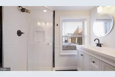 407 W Jefferson Street, Philadelphia, PA 19122 - Photo 34