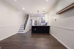 407 W Jefferson St, Philadelphia, PA 19122 - Photo 8