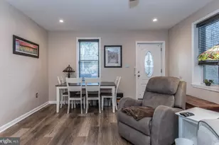 2736 Ash St, Philadelphia, PA 19137 - Photo 4