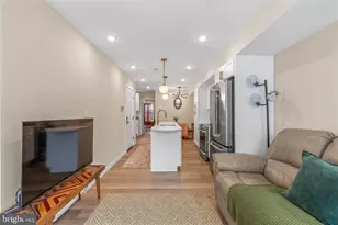 1739 S 5th St, Philadelphia, PA 19148 - Photo 12
