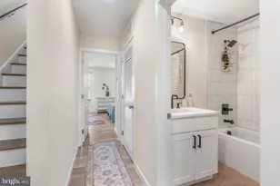 1739 S 5th St, Philadelphia, PA 19148 - Photo 26
