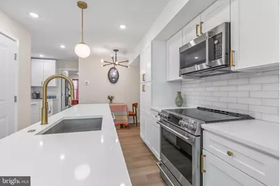 1739 S 5th Street #UNIT 2, Philadelphia, PA 19148 - Photo 6