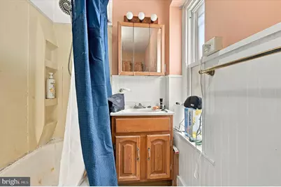 216 Rochelle Avenue, Philadelphia, PA 19128 - Photo 32