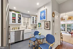 308 Lombard St, Philadelphia, PA 19147 - Photo 8
