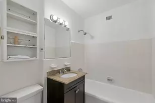 2601 Pennsylvania Ave, Philadelphia, PA 19130 - Photo 12