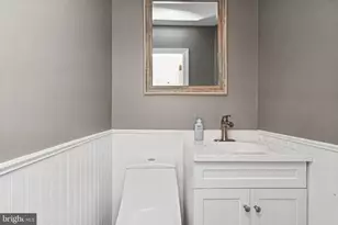 3854 Kirkwood Rd, Philadelphia, PA 19114 - Photo 16