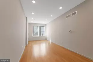 911 W Dauphin St, Philadelphia, PA 19133 - Photo 4