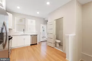911 W Dauphin St, Philadelphia, PA 19133 - Photo 8