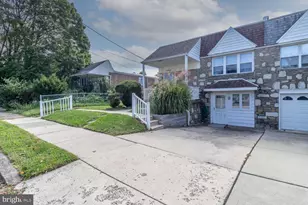 1214 Fenwick Rd, Philadelphia, PA 19115 - Photo 2