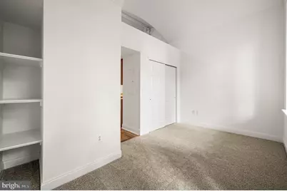 1 Academy Circle #221, Philadelphia, PA 19146 - Photo 16