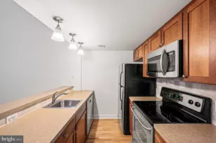 1 Academy Cir, Philadelphia, PA 19146 - Photo 8