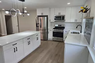 839 W Bells Mill Rd, Philadelphia, PA 19128 - Photo 4