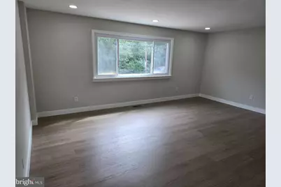 839 W Bells Mill Road, Philadelphia, PA 19128 - Photo 6