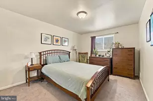 316 Hermit St, Philadelphia, PA 19128 - Photo 12