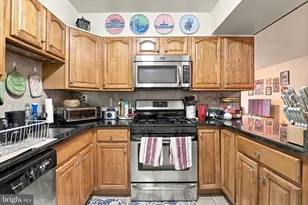 316 Hermit St, Philadelphia, PA 19128 - Photo 8