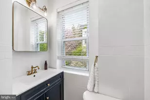 566 Martin St, Philadelphia, PA 19128 - Photo 18