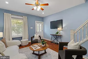 566 Martin St, Philadelphia, PA 19128 - Photo 4