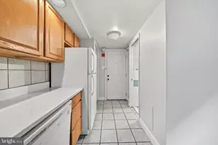 625 Catharine St, Philadelphia, PA 19147 - Photo 2