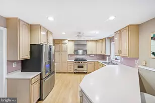 4625 Eden St, Philadelphia, PA 19114 - Photo 18