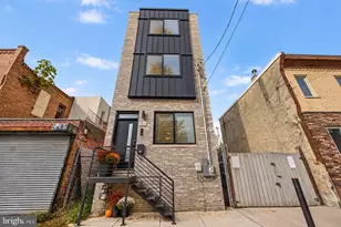 2061 McClellan St, Philadelphia, PA 19145 - Photo 2