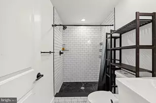 2061 McClellan St, Philadelphia, PA 19145 - Photo 22
