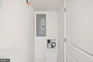 2061 McClellan St, Philadelphia, PA 19145 - Photo 16