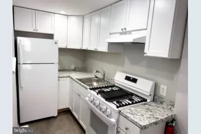 2333 S Bonsall Street, Philadelphia, PA 19145 - Photo 4