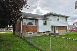 9952 Hardy Rd, Philadelphia, PA 19115 - Photo 4