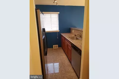 601 Lombard Street #A 1ST LEVEL, Philadelphia, PA 19147 - Photo 8