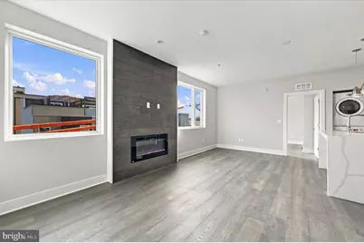 1405 Frankford Avenue #404, Philadelphia, PA 19125 - Photo 8