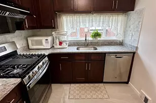 8927 Revere St, Philadelphia, PA 19152 - Photo 16