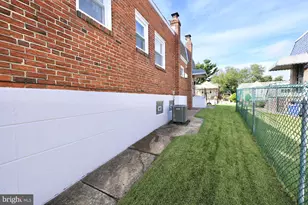 8927 Revere St, Philadelphia, PA 19152 - Photo 8