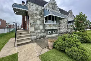 8927 Revere St, Philadelphia, PA 19152 - Photo 4
