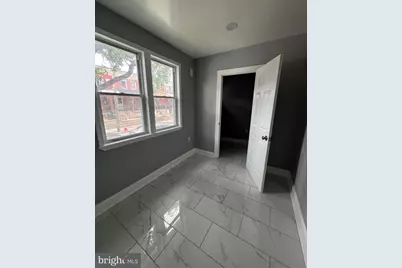 2602 S Holbrook Street, Philadelphia, PA 19142 - Photo 4