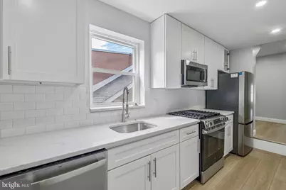 617 8th Street S #3, Philadelphia, PA 19147 - Photo 4
