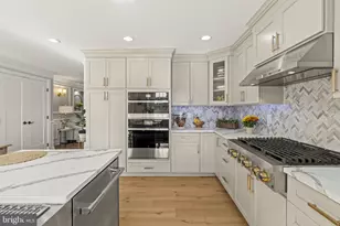 12739 Hollins Rd, Philadelphia, PA 19154 - Photo 14