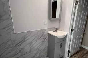 404 Watkins St, Philadelphia, PA 19148 - Photo 18