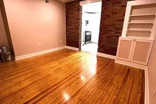 404 Watkins St, Philadelphia, PA 19148 - Photo 4