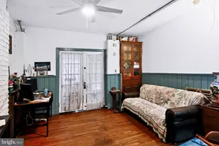 2137 Bridge St, Philadelphia, PA 19124 - Photo 4